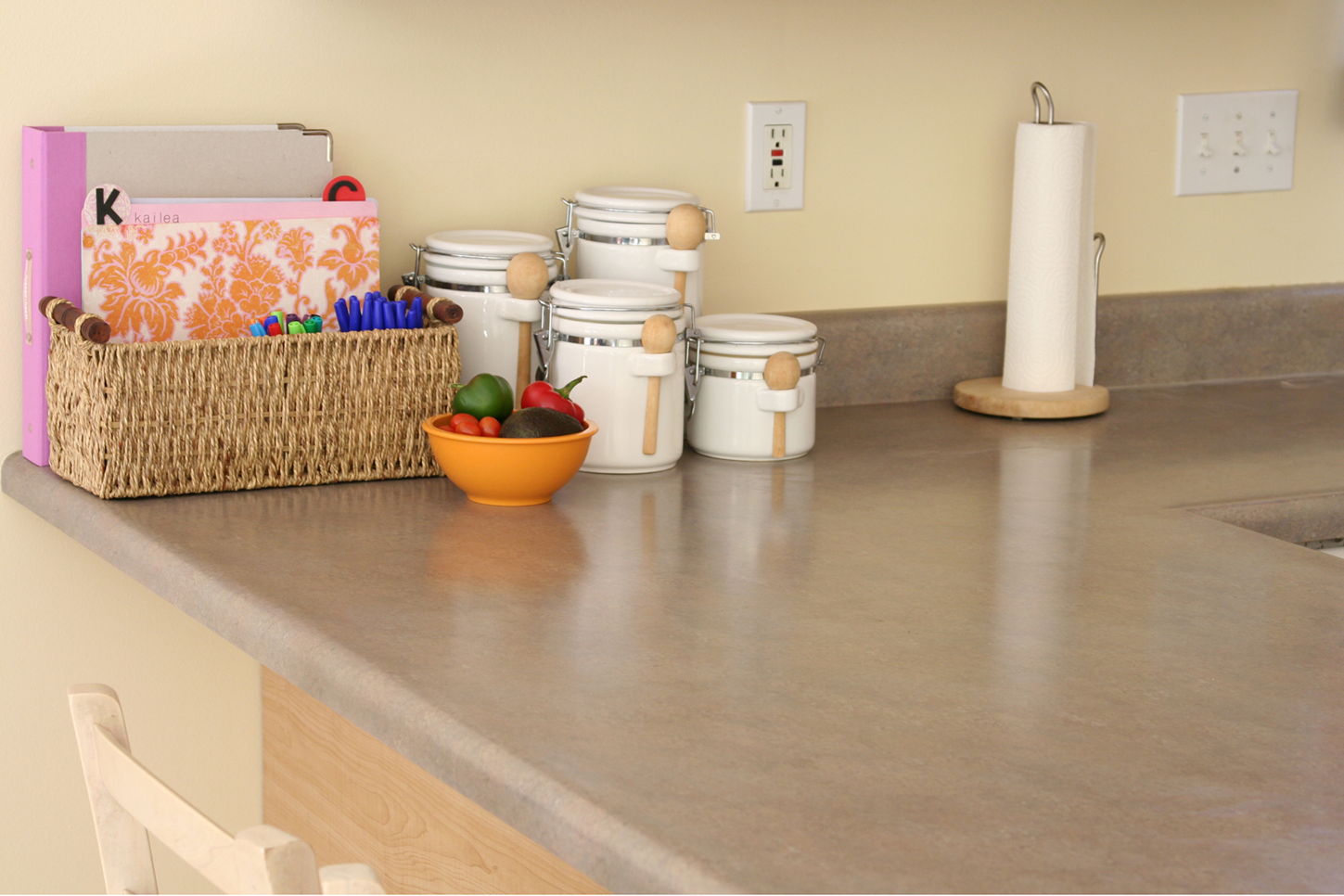 Clutter-free Kitchen Counter